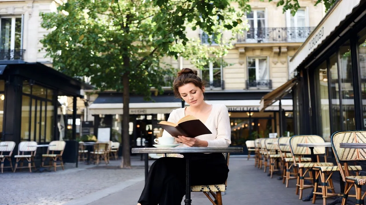 Ra: Guia Completo e Significados na Cultura Egípcia